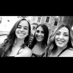 Meet your Posher, Andrea